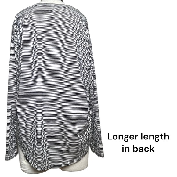 Athleta Women’s Cloudlight Stratus Black/Ivory Striped Top Scoop Neck LS Sz M - Picture 11 of 14